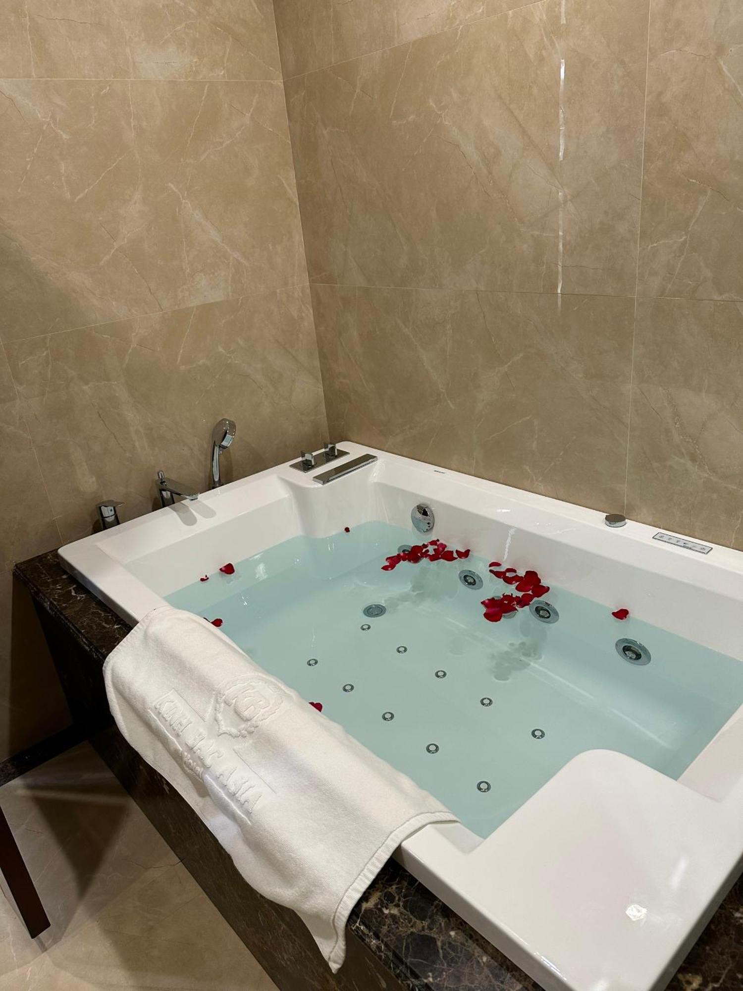 Kinh Bac Palace Hotel Bắc Ninh Екстериор снимка